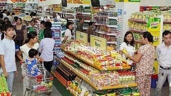 Cửa hàng mới khai trương cần tuyển 2 lao động phổ thông  .