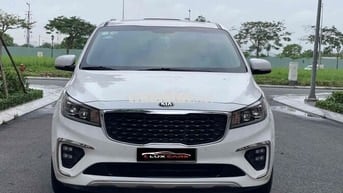 Kia Sedona 2019 2.2 DAT Luxury - 107000 km