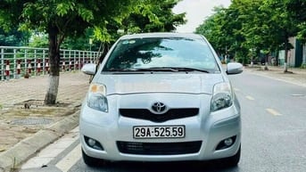 Toyota Yaris 2011 - 97000 km