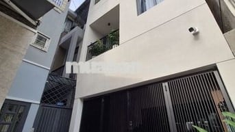 NHÀ ĐẸP Q4 - HẺM 4m- 54m2 - 3 LẦU ĐÚC - KO QH- GIÁ 5 TỶ NHỈNH