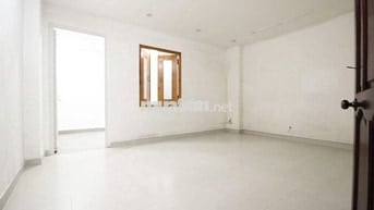 Cho thuê căn hộ 1 phòng ngủ, phòng khách đường Hương Lộ 2 Bình Tân