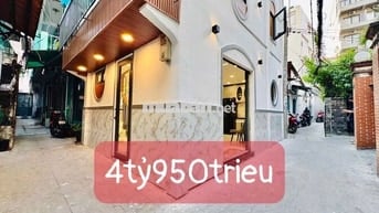Bán căn góc 2MT Cô Giang, DT: 5x6 , KC: 2 tầng full nội thất