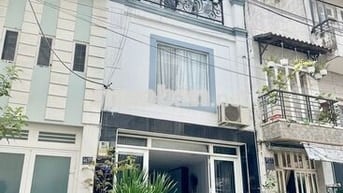 🔥NHÀ BÁN HXH Đ.VŨ HUY TẤN📍4PN-4WC📍DTSD:120M2📍4TẦNG-BTCT📍CHỈ 6.4TỶ