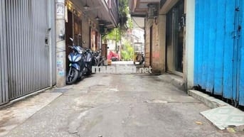 🌟 Nhà 5 Tầng BTCT Cứng Cáp – Trung Tâm Sát Quận 1 🌟