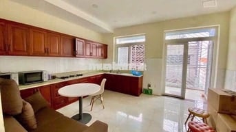 CHO THUÊ NHÀ KHU HIM LAM Q7, HẦM, 4L. 5X20M. TRỒNG SẴN, CÓ THANG MÁY