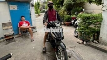 Winner V1 đen nhám - zin êm