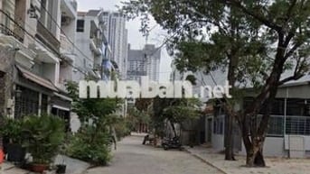 Nhà mới, thiết kế hiện đại, công năng đầy đủ.