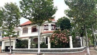 Cho thuê biệt thự 320m2 Hiệp Thành 3, Thủ Dầu Một, Bình Dương - Thiết