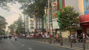 TÒA NHÀ 9 TẦNG NGANG 10m MT LÊ HỒNG PHONG QUẬN 5, HĐT 350TR/TH, 180 TỶ