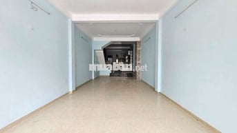 Cho thuê nhà 4 tầng mặt tiền Lý Thái Tông, Thanh Khê.