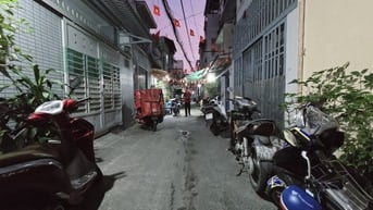 Ban Nhà Hẻm 4m Đường Huỳnh Tấn Phát, Q7 – Kinh doanh 9 Phòng cho