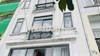 CÁCH 1 CĂN RA MT DƯƠNG QUẢNG HÀM, P5, GÒ VẤP, 5TẦNG XÂY DỰNG RẤT ĐẸP