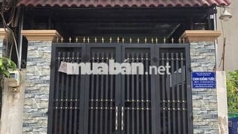 Nhà liền kề 100m2, 3 phòng ngủ, 2 tầng, Hoàng Hoa Thám, Dĩ An