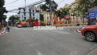 Quận Hoàng Mai, phường Vĩnh Hưng nhà 2 tầng 26m2 đất sổ đỏ