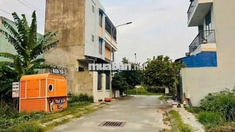 CẦN Bán gấp LÔ ĐẤT NGỘP BÌNH MỸ CỦ CHI 107m2 giá chỉ 600tr SHR
