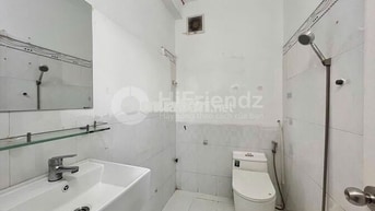 Cho thuê lại phòng ở căn hộ dịch vụ quận 7