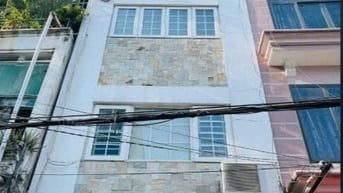 Hẻm xe hơi Nguyễn Tri Phương,Ngang 4m,4Tầng,3PN,Gần mặt tiền,nhộn nhịp