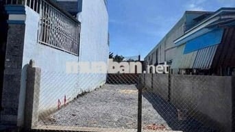 Đất 5x17m Shr Mt đg XTT 20m sau lưng chợ XTT phan Văn Hớn vào 200m