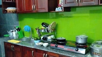 Chính chủ gửi bán căn nhà 1 trệt 1 lầu và 3 phòng ngủ - sát QL13 