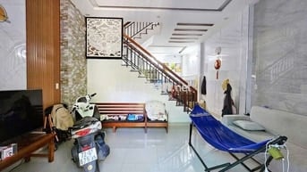 Còn căn nhà chính chủ kiệt ôtô Thái Thị Bôi
Khu cao ráo khônh ngập lụt