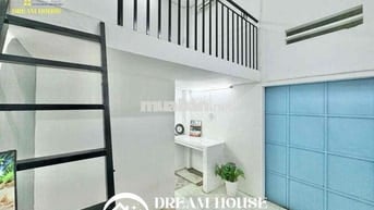 DUPLEX GÁC CAO CỬA SỔ THOÁNG TRỆT CÓ NHÀ XE MÁY LẠNH, TIỆN NGHI