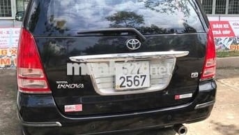 Toyota Innova 2006 G - 100000 km