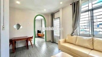 Căn hộ 1Pn ban công view cao, full nội thất, nhiều ánh sáng tự nhiên