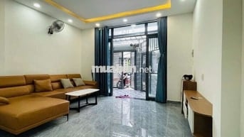3 tầng BTCT 68 m2 phường 1 hẻm ba gác đường Dương Bá Trạc chỉ 5.2 tỷ