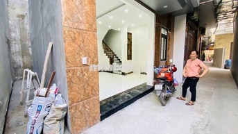 Bán nhà Riêng 35m2 x 5 tầng Yên Ngưu, Tam Hiệp, Thanh Trì, 6,3 tỷ