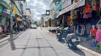 NHÀ MẶT TIỀN KINH DOANH SẦM UẤT TRUNG MỸ TÂY QUẬN 12