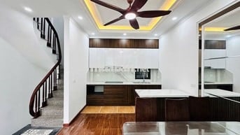 BÁN NHÀ CẦU GIẤY – 2 THOÁNG VĨNH VIỄN – FULL NỘI THẤT – GẦN Ô TÔ
