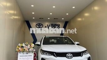 Toyota Fortuner Legender 2025 - 10 km