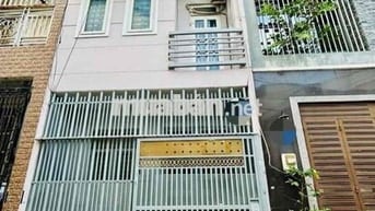 BÁN NHÀ HẠNG CẤP 2 - 4x10 - 3 TẦNG BTCT - Q.TÂN PHÚ - KHU VIP CELADON