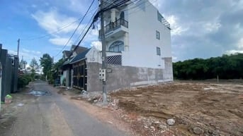 bán đất ngay mặt tiền 2lô liền kề
