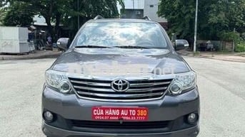 Toyota Fortuner 2015 2.7V 4x2 AT -