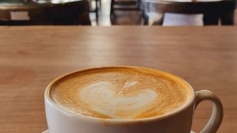 CẦN TÌM 3 BẠN PHỤ BÁN CAFE 