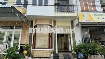 Nhà trệt lầu có nội thất KDC Thới nhựt