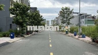 🏡NHÀ 4 TẦNG – DỰ ÁN PHÚ HỒNG THỊNH – CÓ THANG MÁY–NỘI THẤT GỖ CAO CẤP