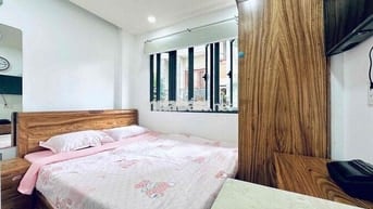 STUDIO CỬA SỔ LỚN THANG MÁY NGAY ĐỐI DIỆN TOÀ NHÀ VIETTEL, VX DÂN CHỦ