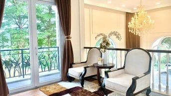 Cho thuê biệt thự Venica Khang Điền, Q9, 3 tầng, 300m2, 4PN,$3,500/th