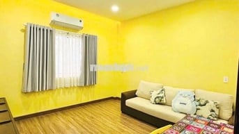 Cho Thuê Nhà Đẹp Sẵn Nội Thất 3 máy lạnh 4x20. Giá 20 Triêu