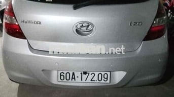 Hyundai i20 2011 1.4 AT - 100000 km