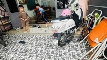bán đất tặng nhà cấp 4 mt nguyễn công hoan , giá bằng đất kiệt