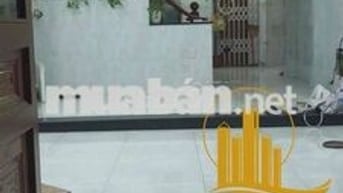 Cho thuê 4 x11-1 trệt -1 lững -1 lầu -3 phong -3 tolet-dg xe hơi ấp 3
