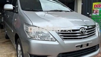 Toyota Innova 2012 E - HÀNG XỊN