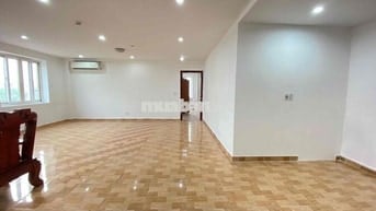 VĂN PHÒNG 85M2 SÁT CITY LAND-VÓ BÃI XE Ô TÔ-