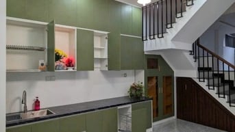 Bán nhà 3 tầng, đường ô tô, đường 827, Phú Hữu, Tp HCM, 