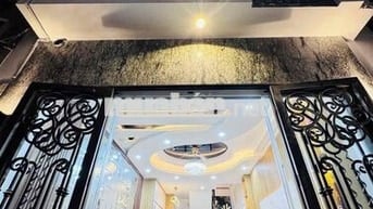 Bán Nhanh Nhà Mới 7 Tỷ Phạm Văn Đồng-32m2 5 Tầng