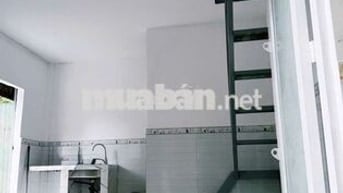 Bán nhà mới xây 18m2 có lầu hẻm to gần ngã 4 Phạm Hừng-Nguyen Văn Linh