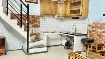 Cho thuê nhà riêng 3 tầng 25m2, 3 phòng ngủ, 1 phòng khách